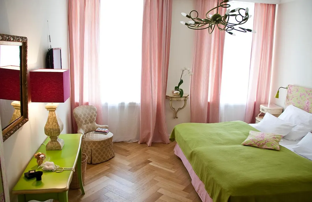 das HOTEL in München-1