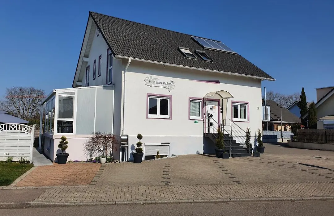 Pension Kuhn-1