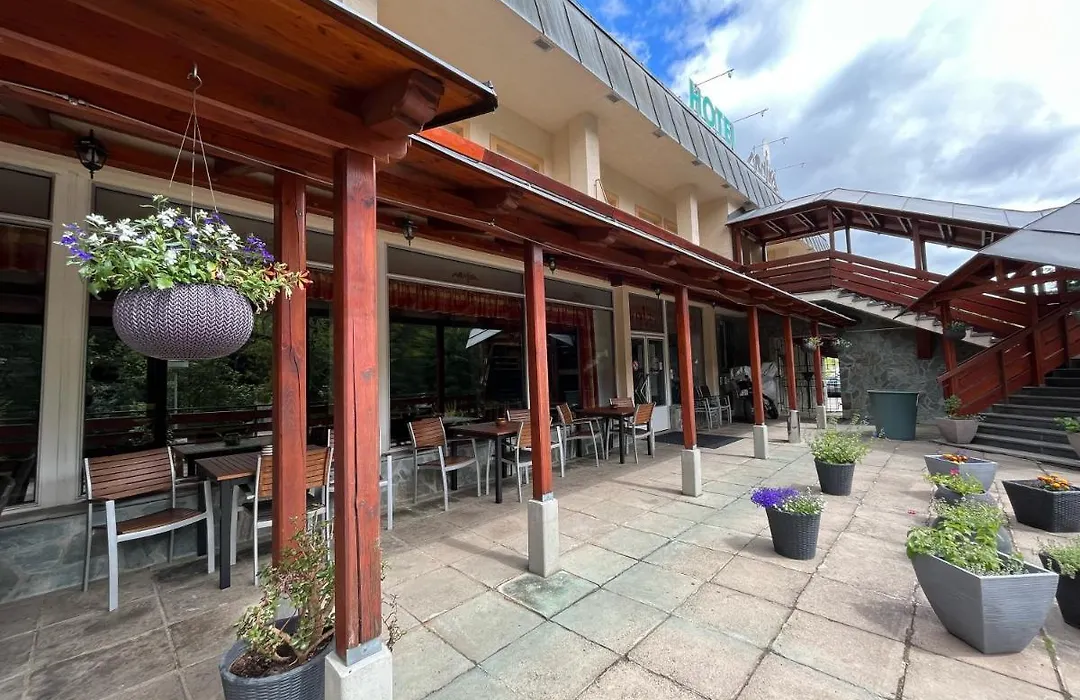 Hotel Arnika-1