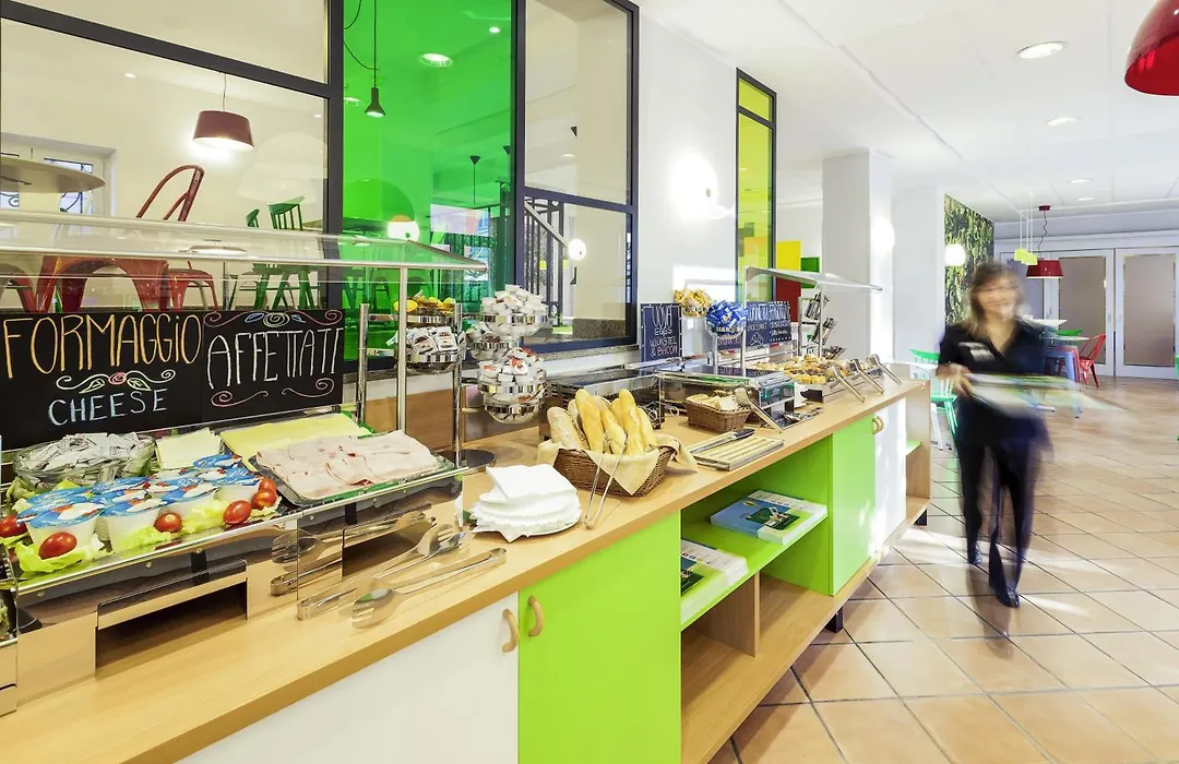 Ibis Styles Napoli Garibaldi-1