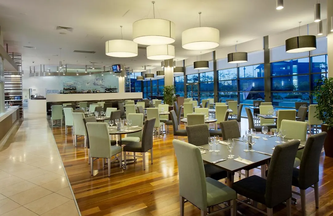 Novotel Brisbane Airport-1