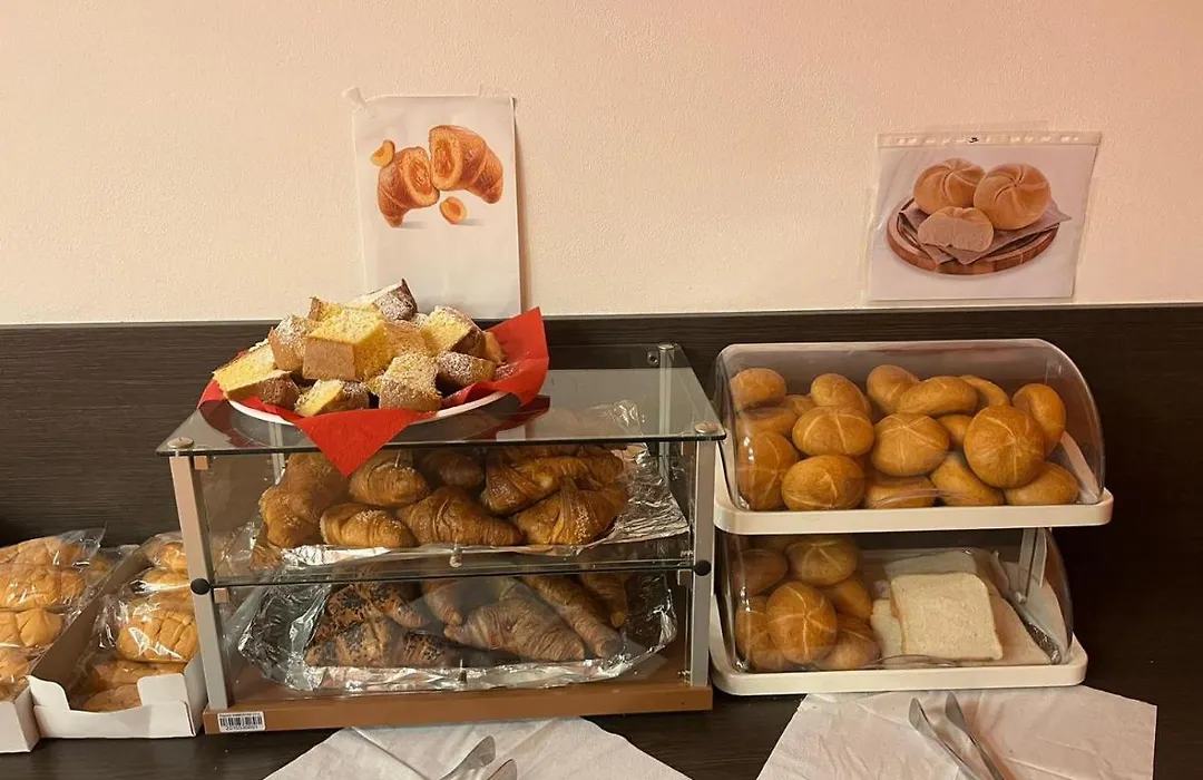 Hotel Fiera-1