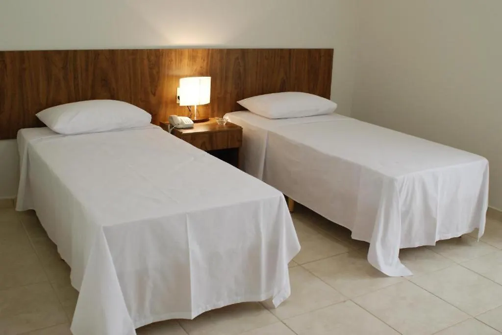 Monte Castro Executive Hotel-1