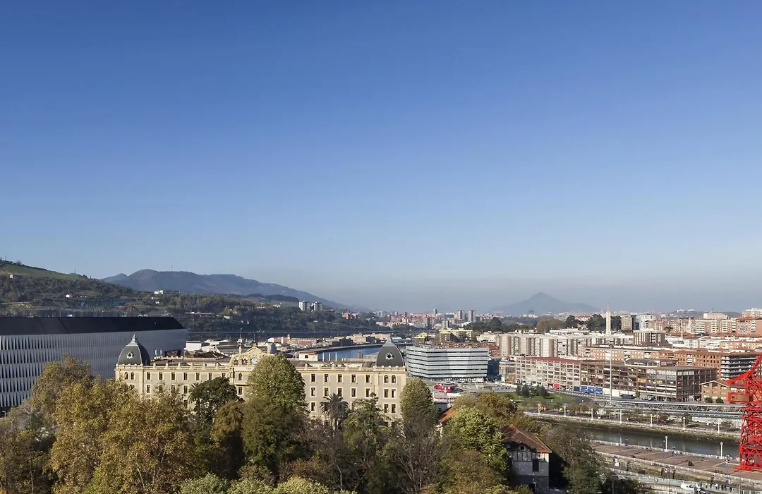 Hotel Ilunion Bilbao-1