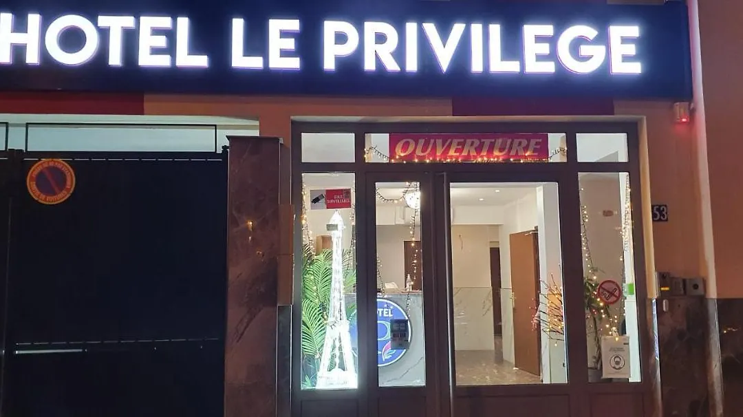 Hotel Le Privilege-1
