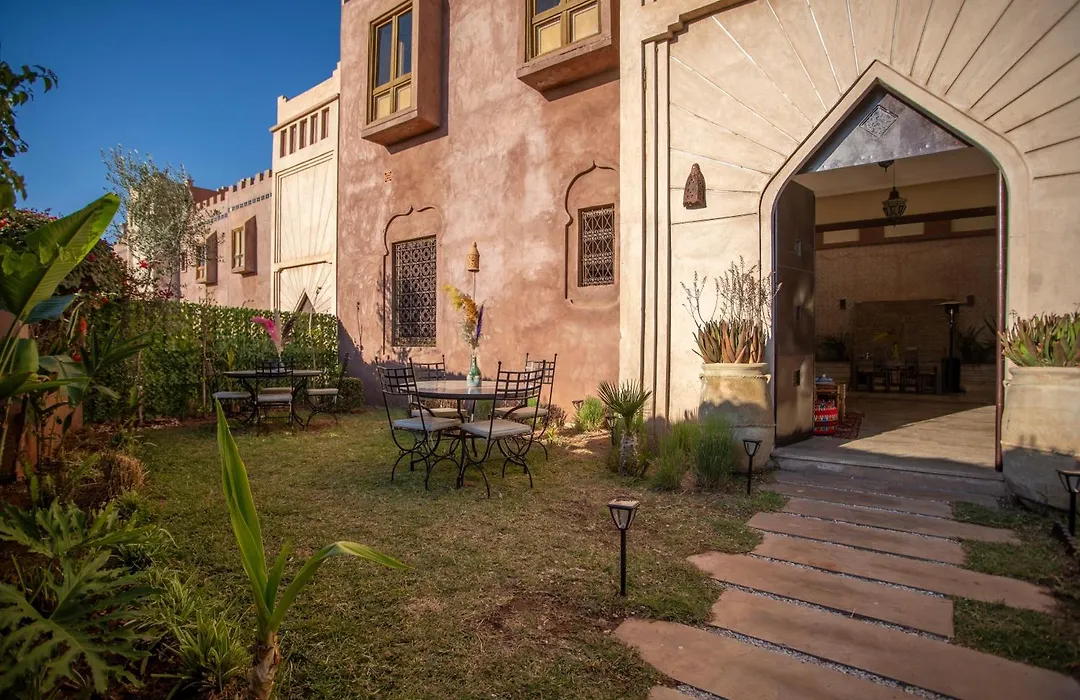 Riad Azia-1