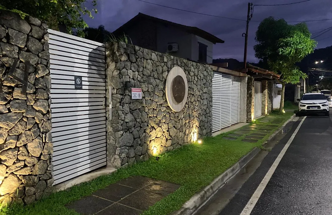 Almas Gêmeas suíte com cozinha praia da Ribeira-1