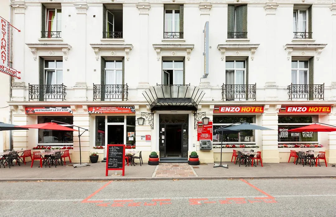 Enzo Hotels Contrexeville-1