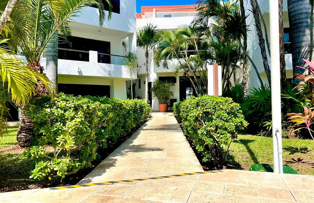 Sina Suites Cancun - Adults Only-1