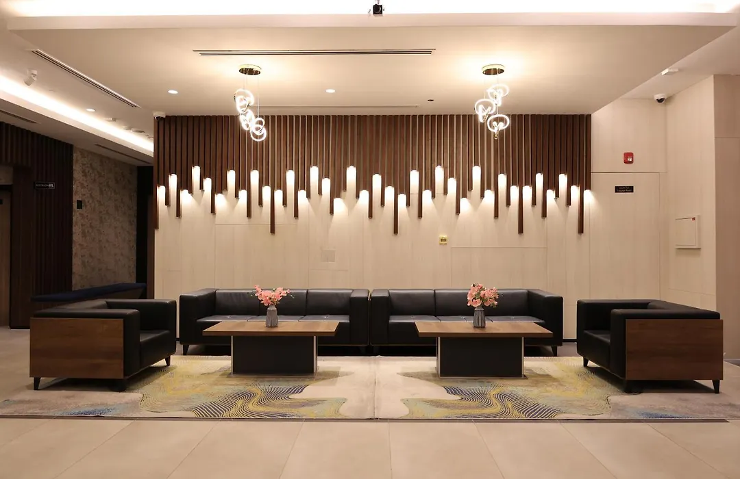 Kingsgate Canal Hotel By Millennium-1