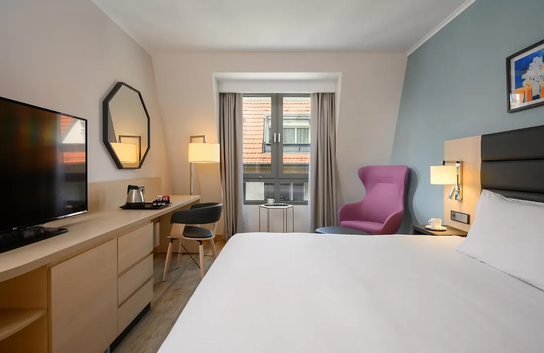 Hilton Garden Inn Budapest City Centre-1