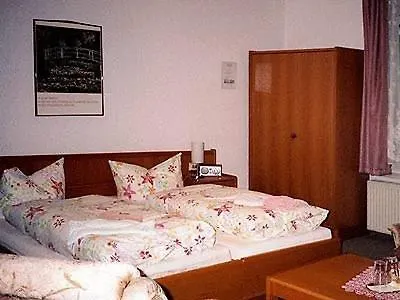 Haus am Pfaffenteich-1
