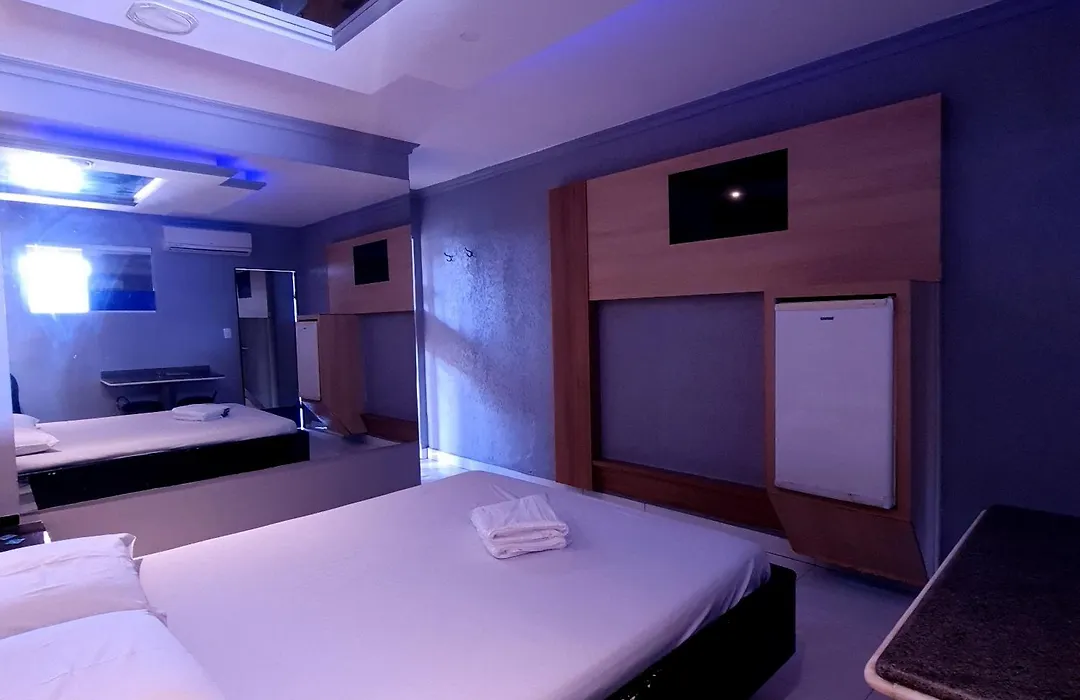 Gran Motel Gyn-1