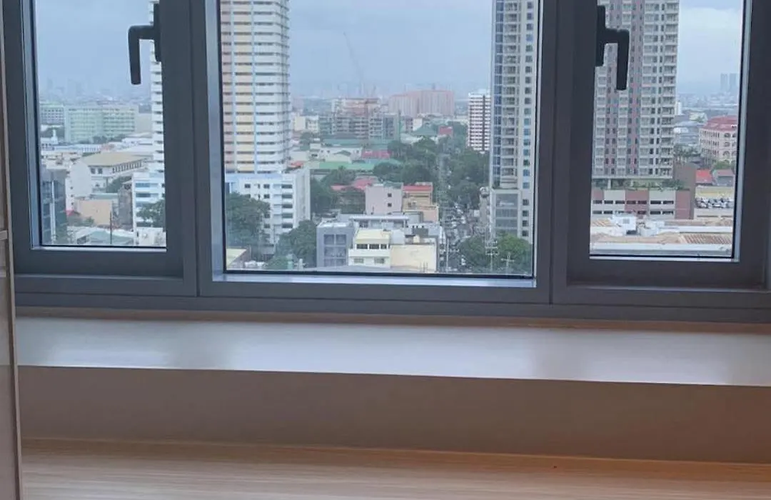Us Embassy Roxas Blvd, Ermita, Manila 1 Bedroom Comfysuite-1