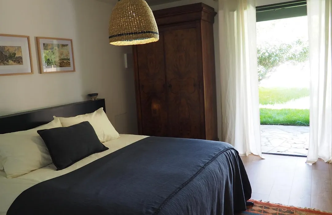 Chambres d'Hôtes En Aparté-1