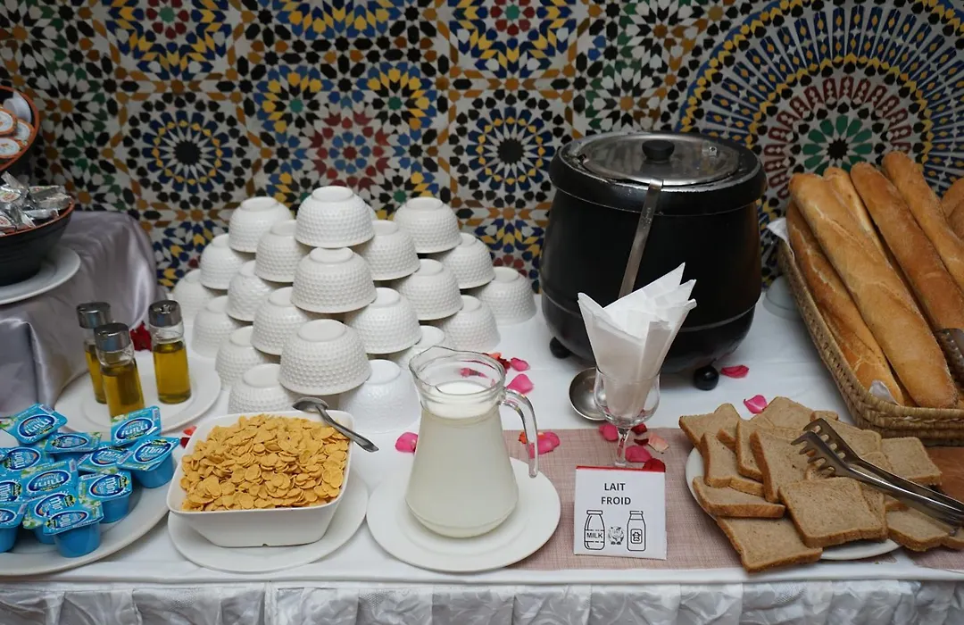Hotel Nouzha-1