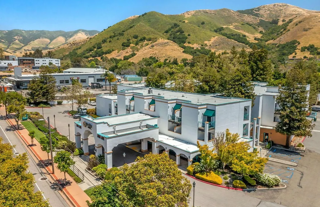 Quality Suites Downtown San Luis Obispo-1