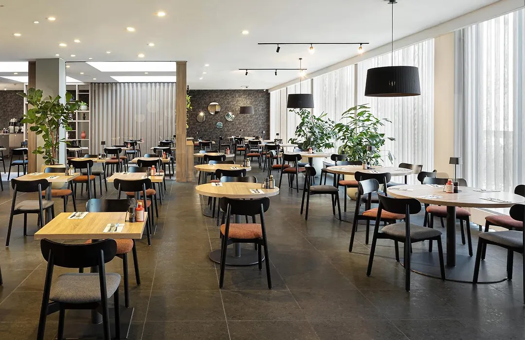 Ramada by Wyndham Amsterdam Airport Schiphol-1