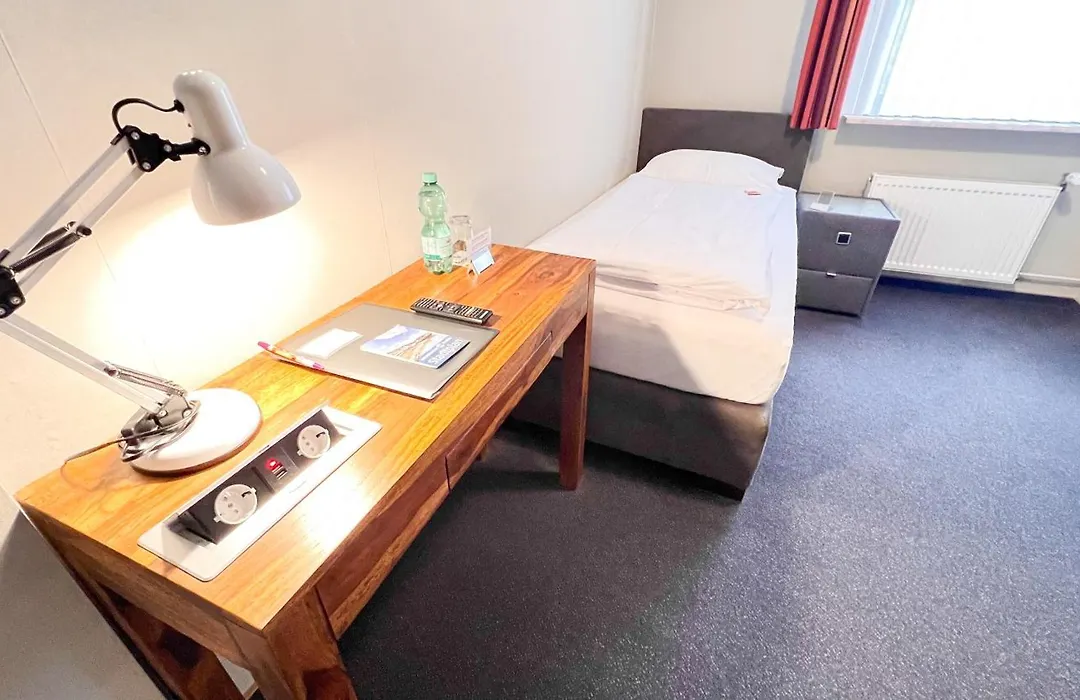 Hotel zur Loreley - Garni-1