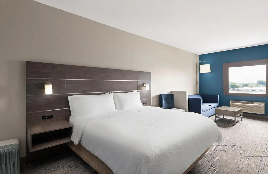 Holiday Inn Express & Suites Boynton Beach West By Ihg-1