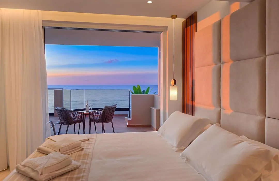 Theo Beach Hotel Apartments-1