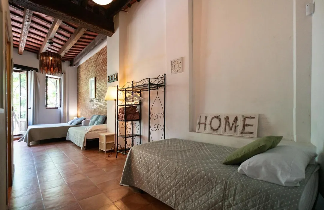 Apartamentos Mercado Central-1