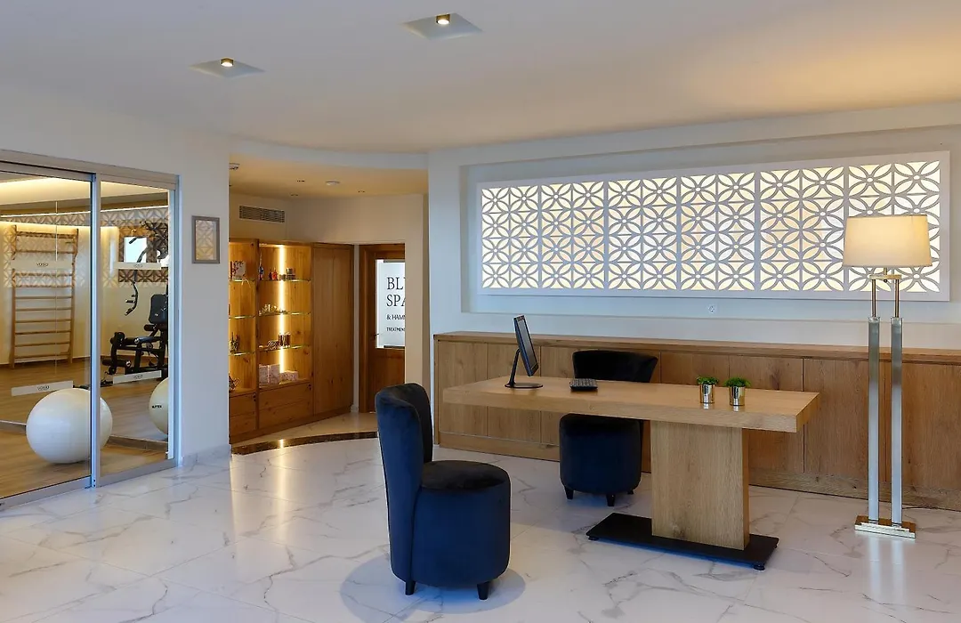 Vasia Boulevard Hotel (Adults Only)-1
