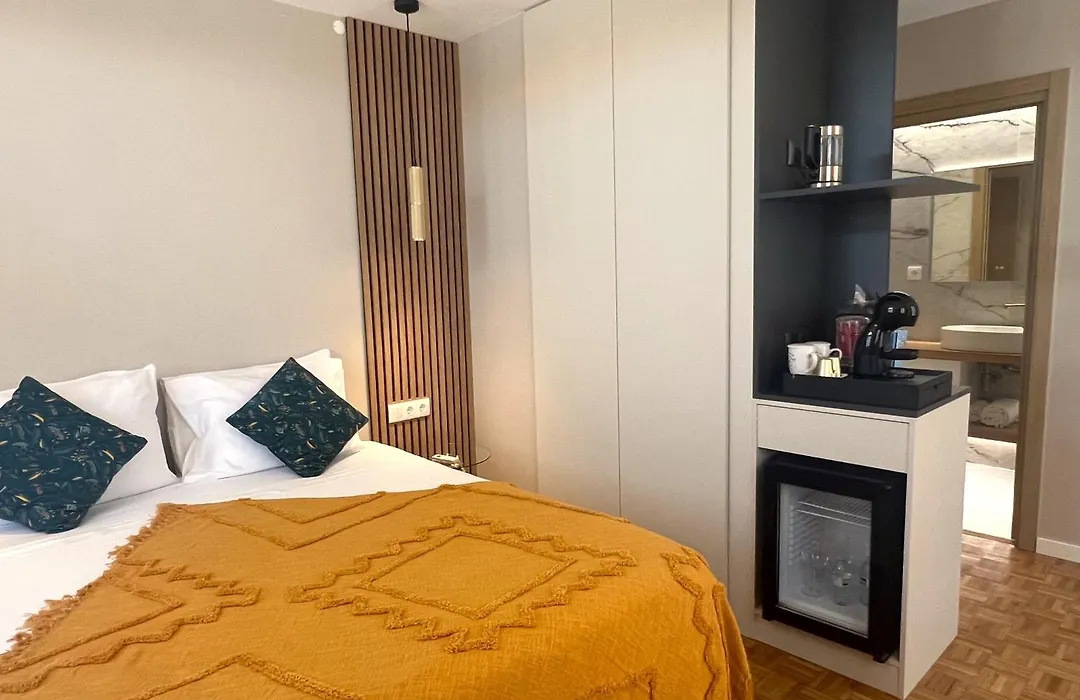 Raiano Guest House-1