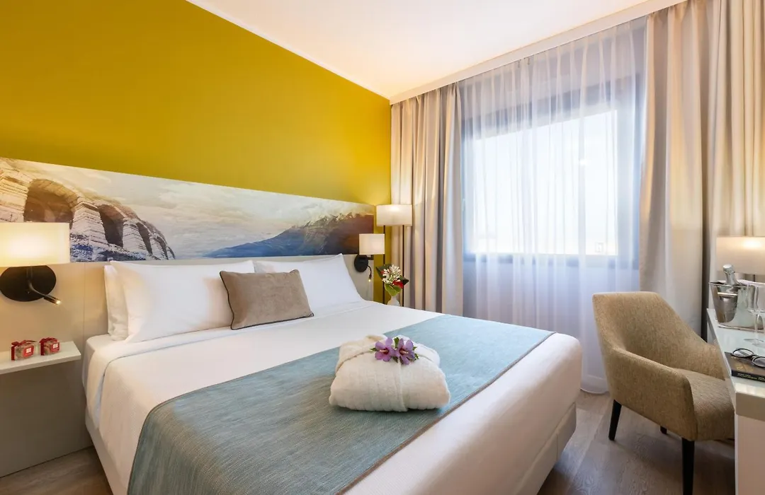 Leonardo Hotel Verona-1