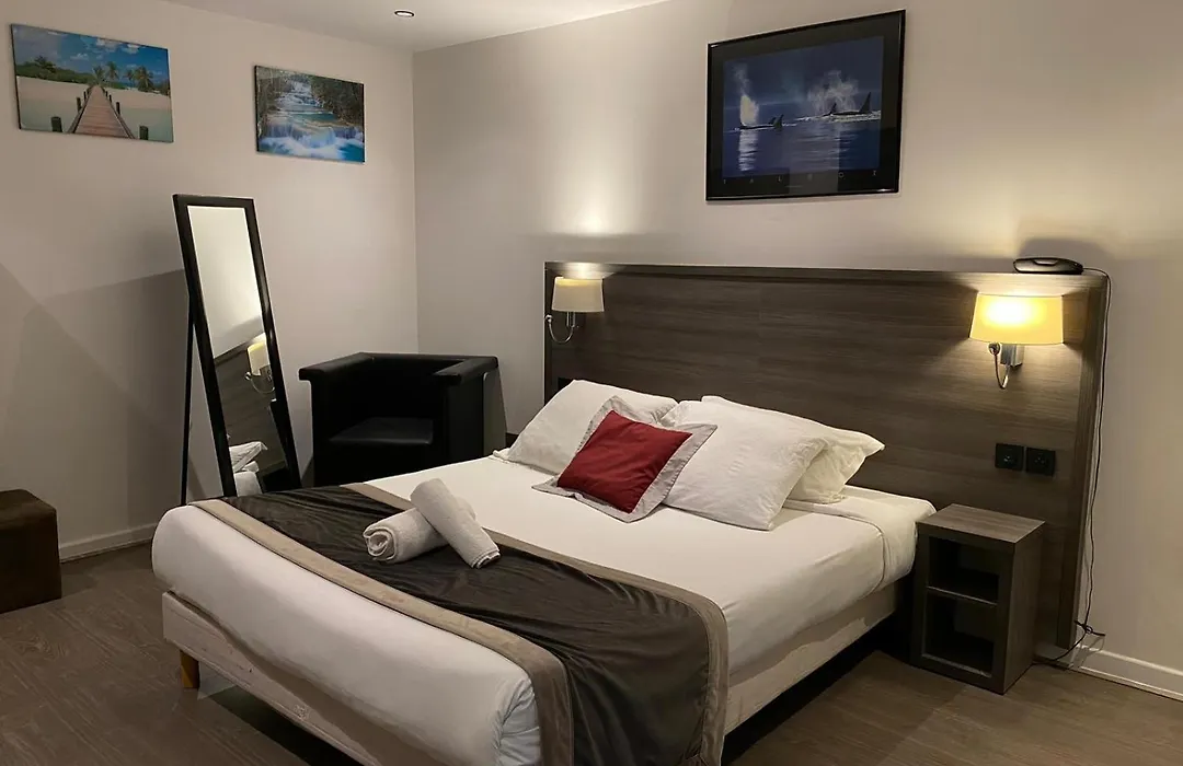 Luxor Bastille Hotel-1