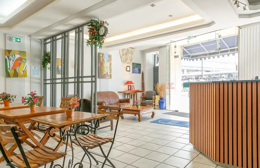 Hôtel De La Gare Nantes Station Hotel Nantes-1