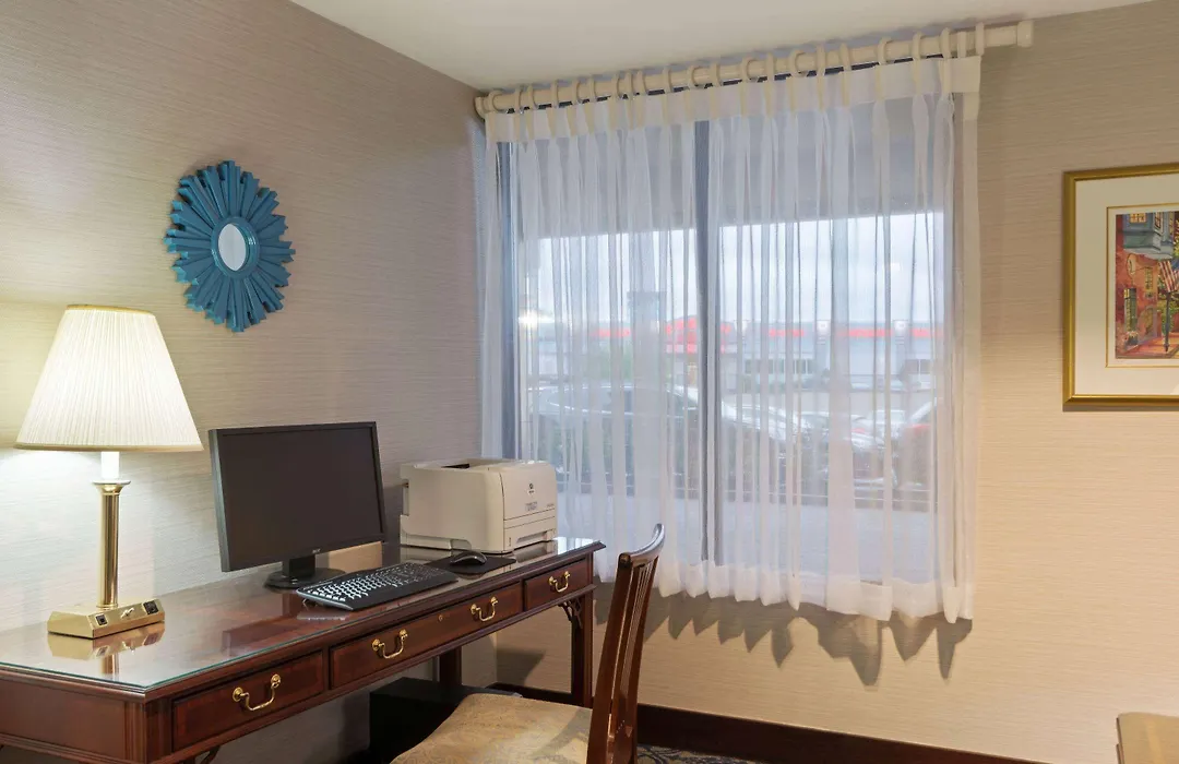 Ramada By Wyndham Boston-1