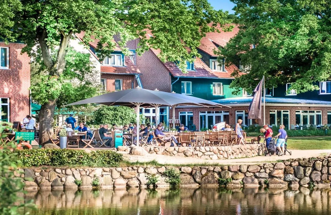 Steigenberger Hotel Treudelberg Hamburg-1
