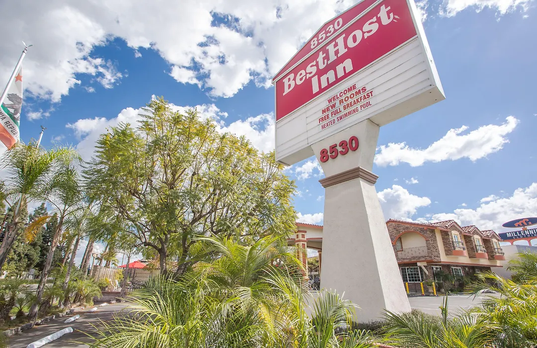Best Inn & Suites-1