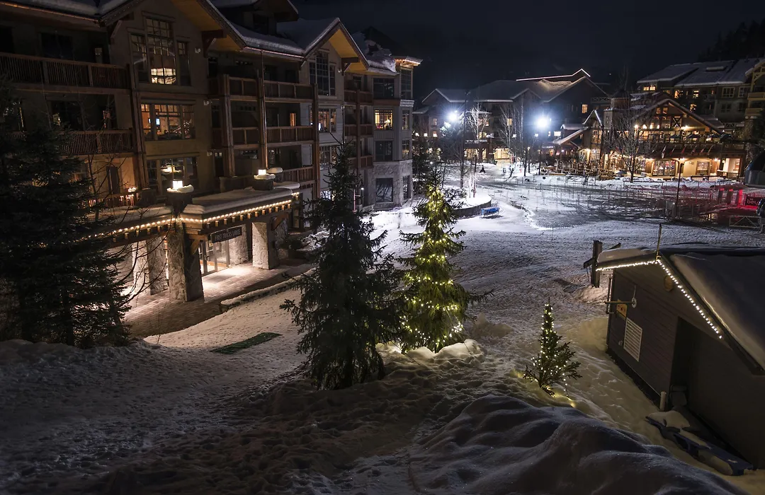 First Tracks Lodge, By Lodging Ovations-1