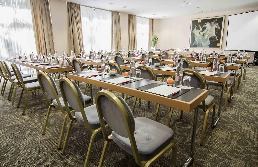 Eurostars Uhotel-1
