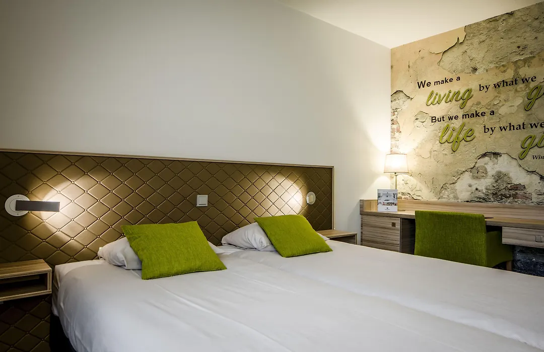 Churchill Hotel Terneuzen-1