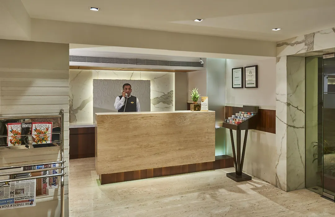 Hotel Bawa Continental Juhu Beach-1
