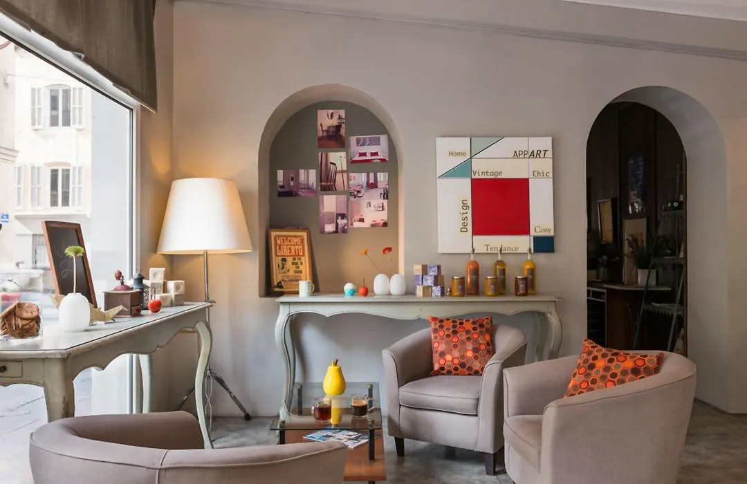 Hôtel Edmond Rostand-1