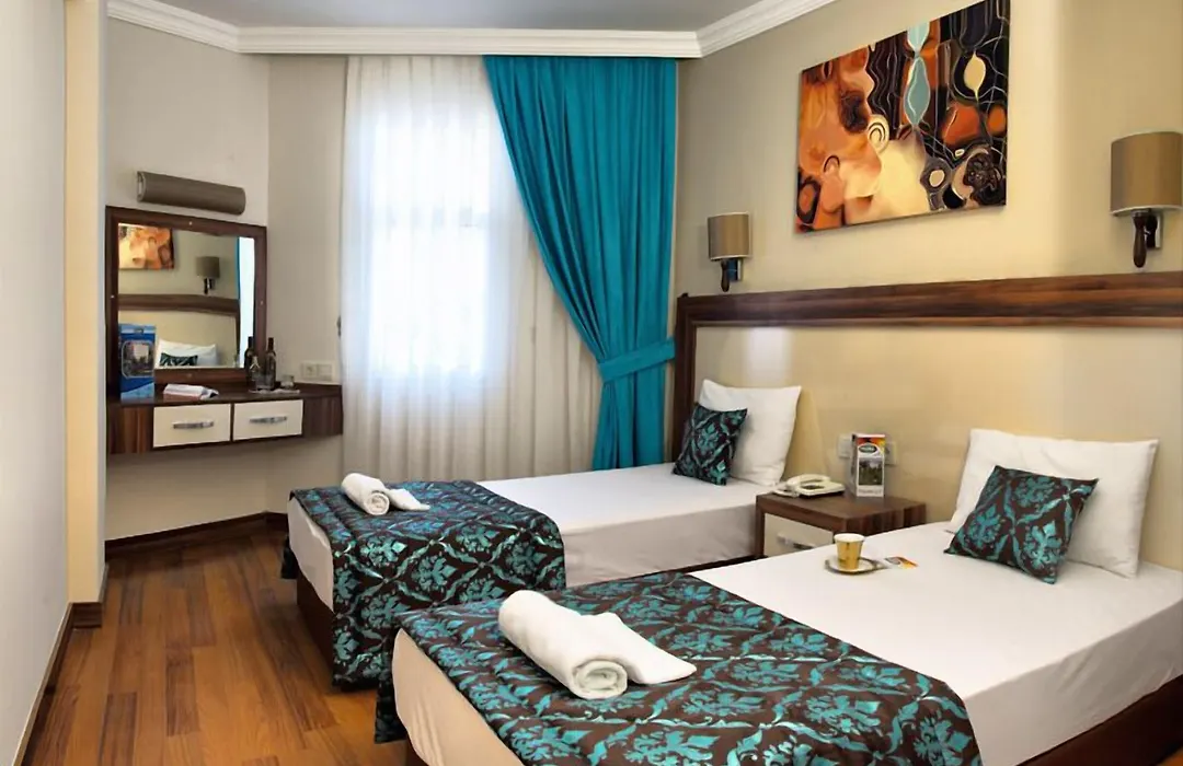 Hotel Flora Suites-1