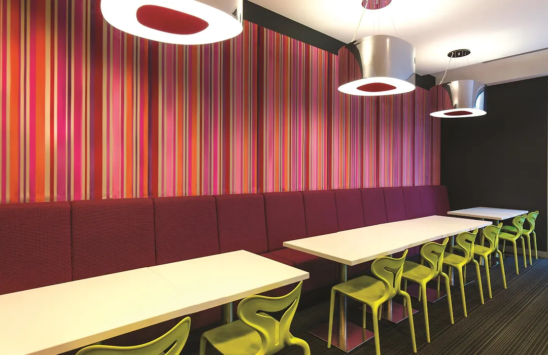 Travelodge Hotel Melbourne Docklands-1