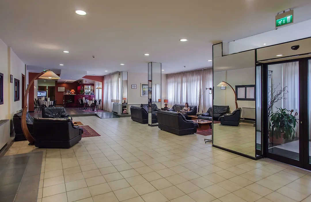 Hotel Quadrifoglio-1