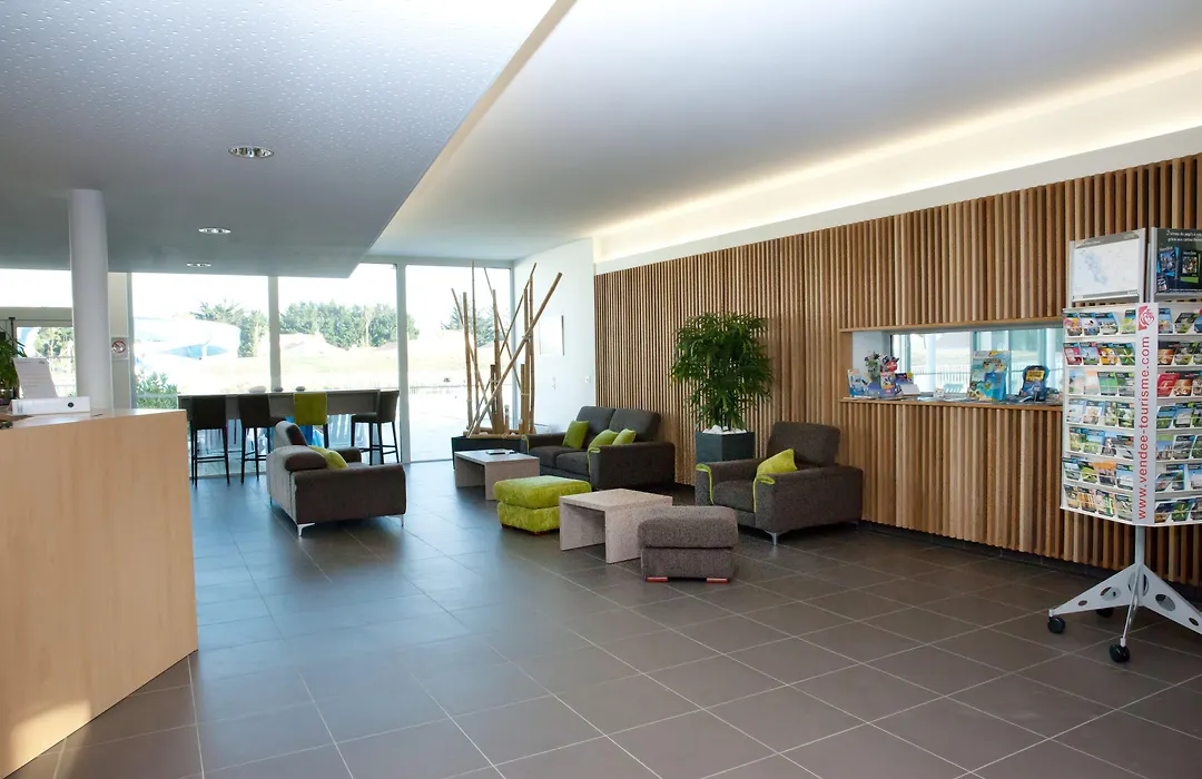Residence Goelia Les Grands Rochers-1