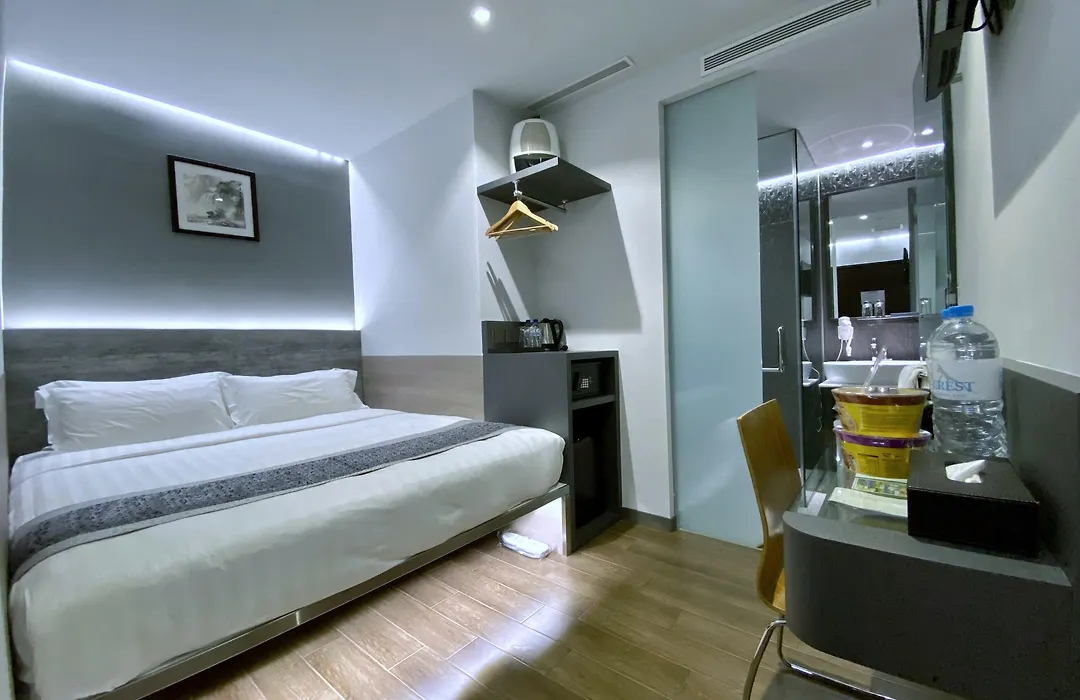 Bliss Hotel Singapore-1