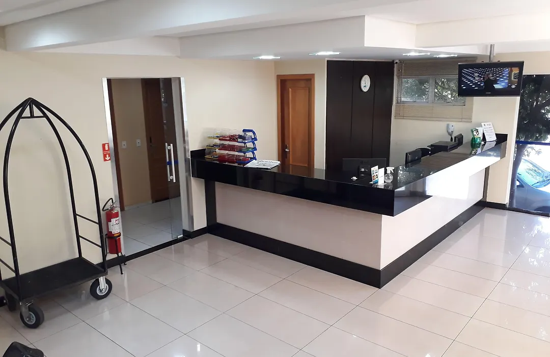 Cristal Palace Inn-1