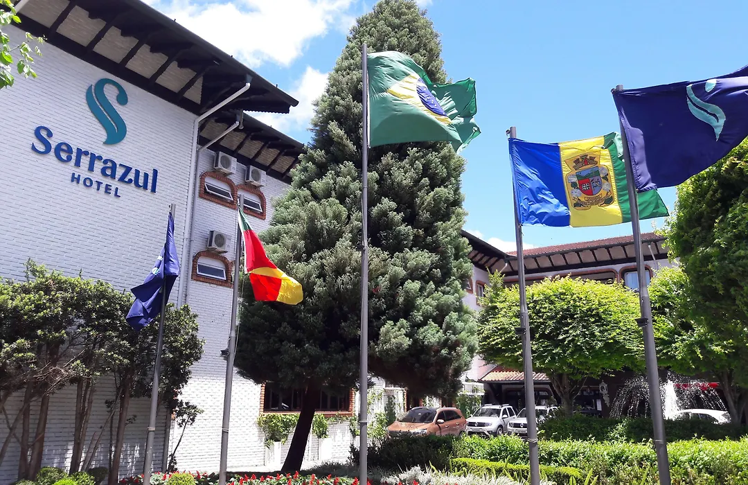 Serrazul Hotel-1