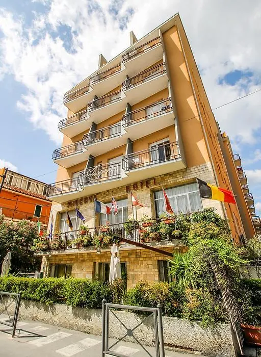 Hotel Minerva-1