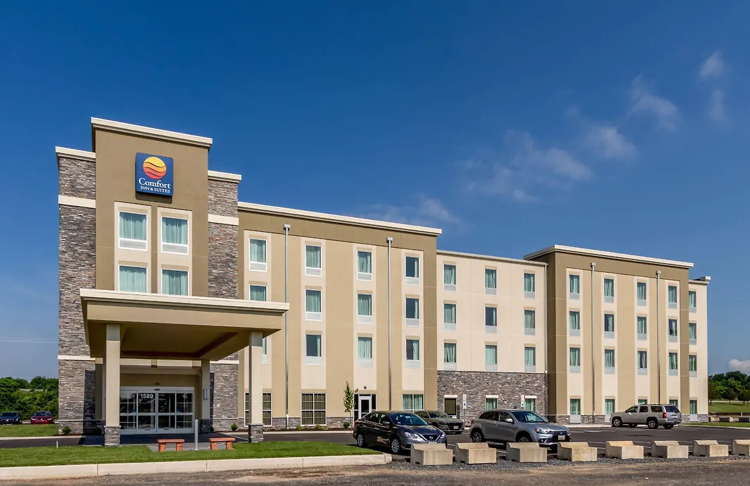 Comfort Inn & Suites - Harrisburg Airport - Hershey South-1