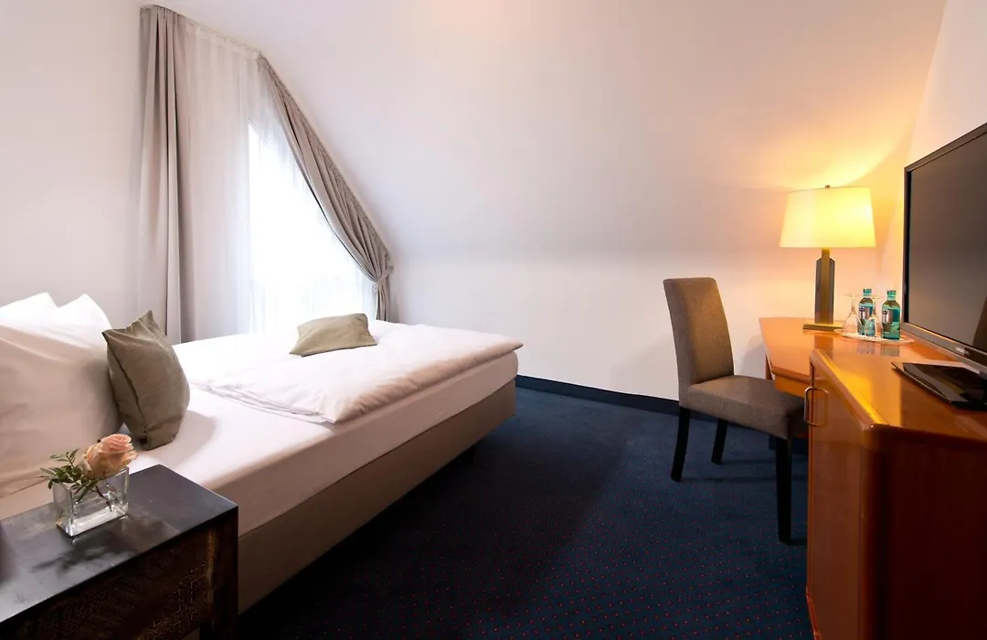 ACHAT Hotel Neustadt an der Weinstraße-1