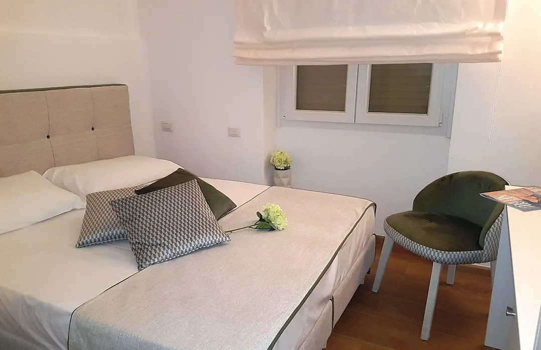 B&B Home Flowers Milano-1